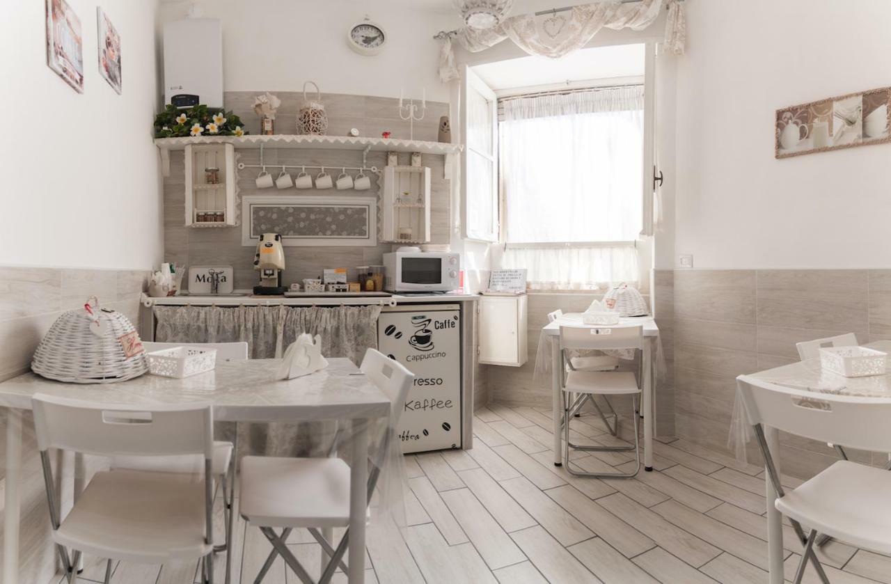 フォルミア Il Frangipane Bed & Breakfast エクステリア 写真